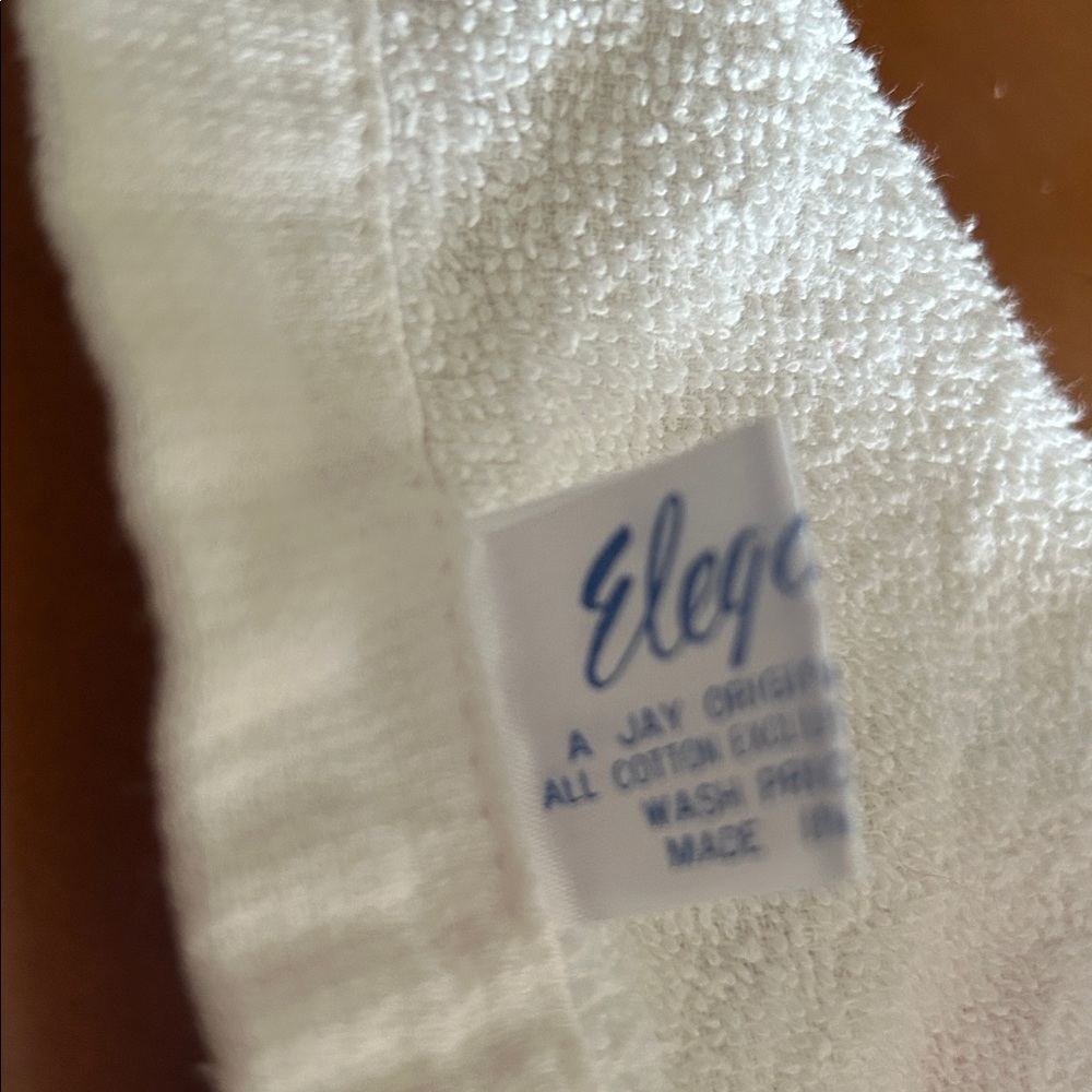 Vintage Jetsons Beach Towel - Picture 5 of 6